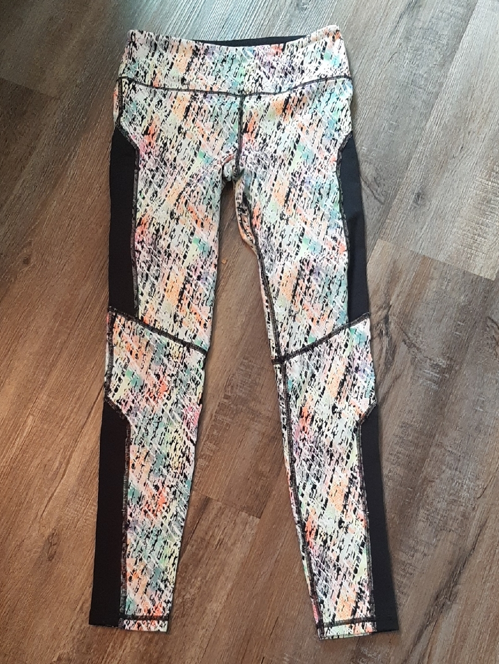 VSX Sport Victoria's Secret Black and White Athletic Leggings Small, New